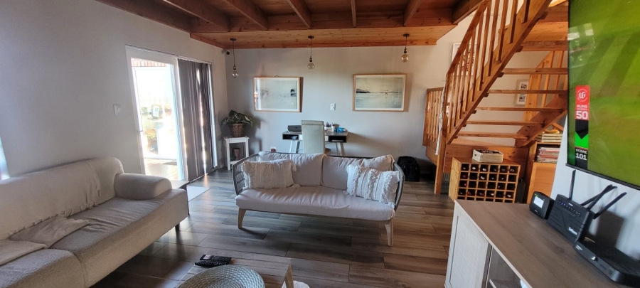 To Let 4 Bedroom Property for Rent in Tergniet Western Cape